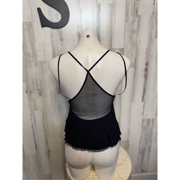 Black tank top - Picture 6 of 7